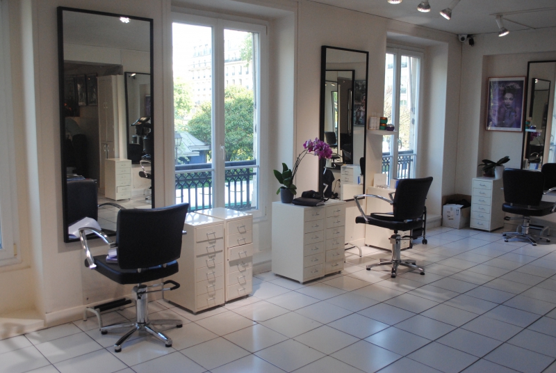 salon-coiffure-PEYMEINADE-min_floor-home-office-property-living-room-room-781228-pxhere.com